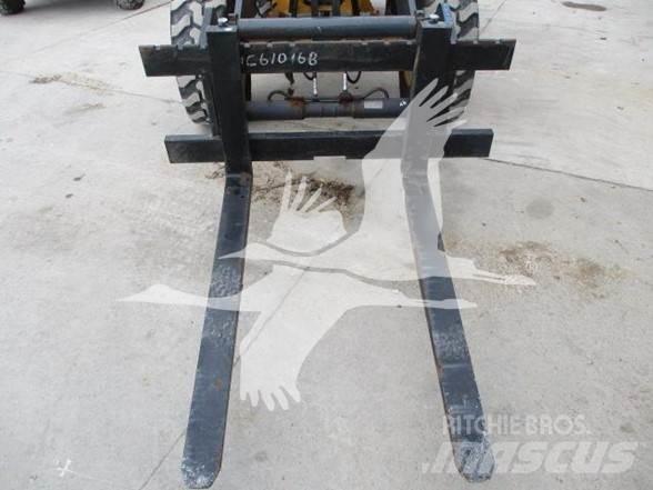CAT 48 FORKS Gafflar