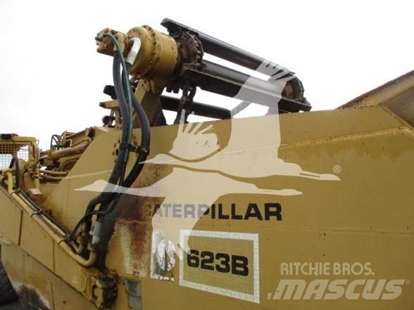 CAT 623B Schaktvagnar