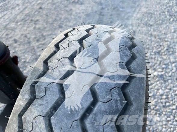 E-Z Trail 680 Övriga vagnar