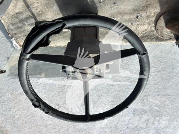 Gleaner R72 Skördetröskor