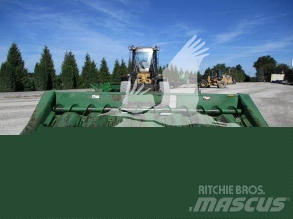 John Deere 843 Skärbord