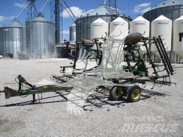 John Deere 960 Kultivatorer