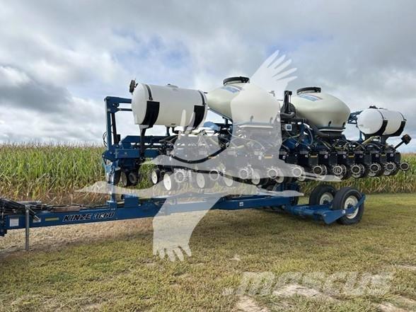 Kinze 3660 Sättare och planteringsmaskiner