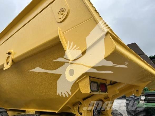 Volvo A30D Midjestyrd dumper