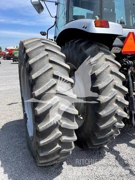 White 8310 Traktorer