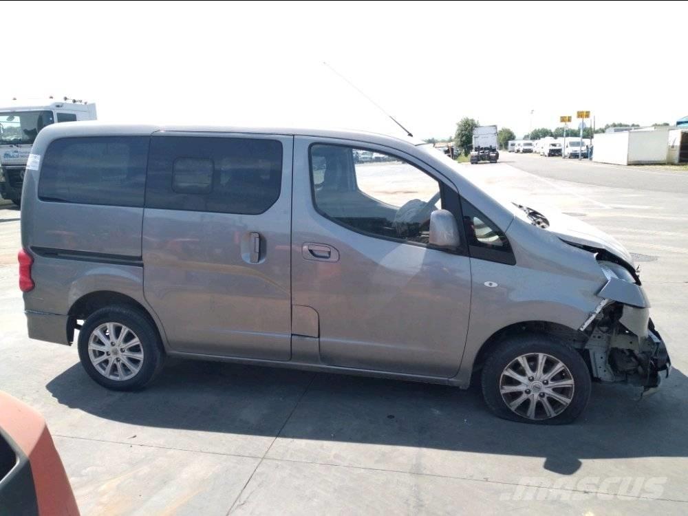 Nissan NV 200 Lätta skåpbilar