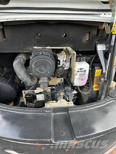 Bobcat E34 Minigrävare < 7t