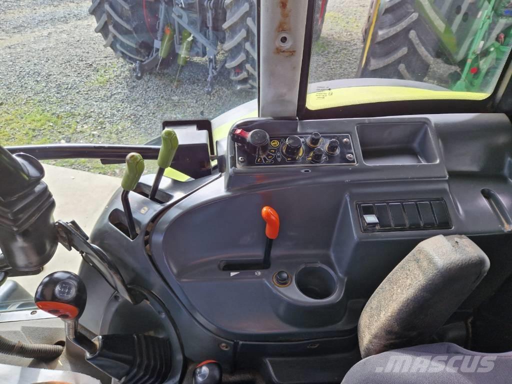 CLAAS Axos 320 CX Traktorer