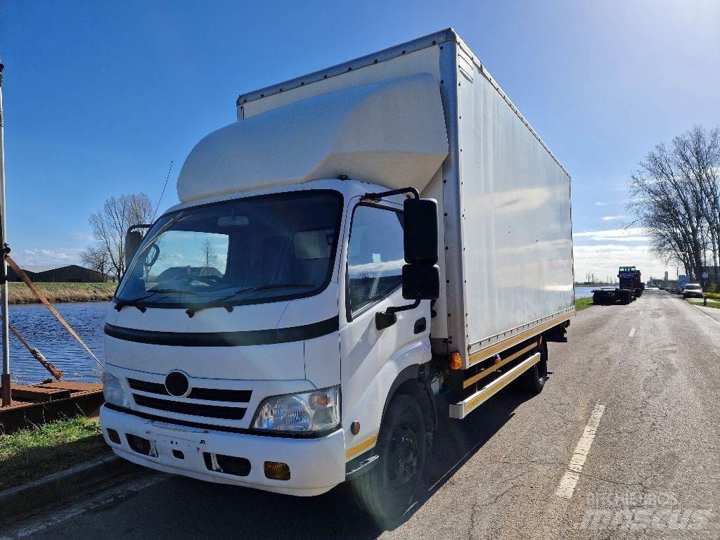 Hino 3815 Skåpbilar
