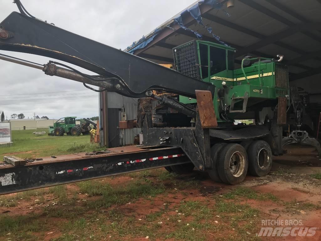 John Deere 437 D Terminal Lastare