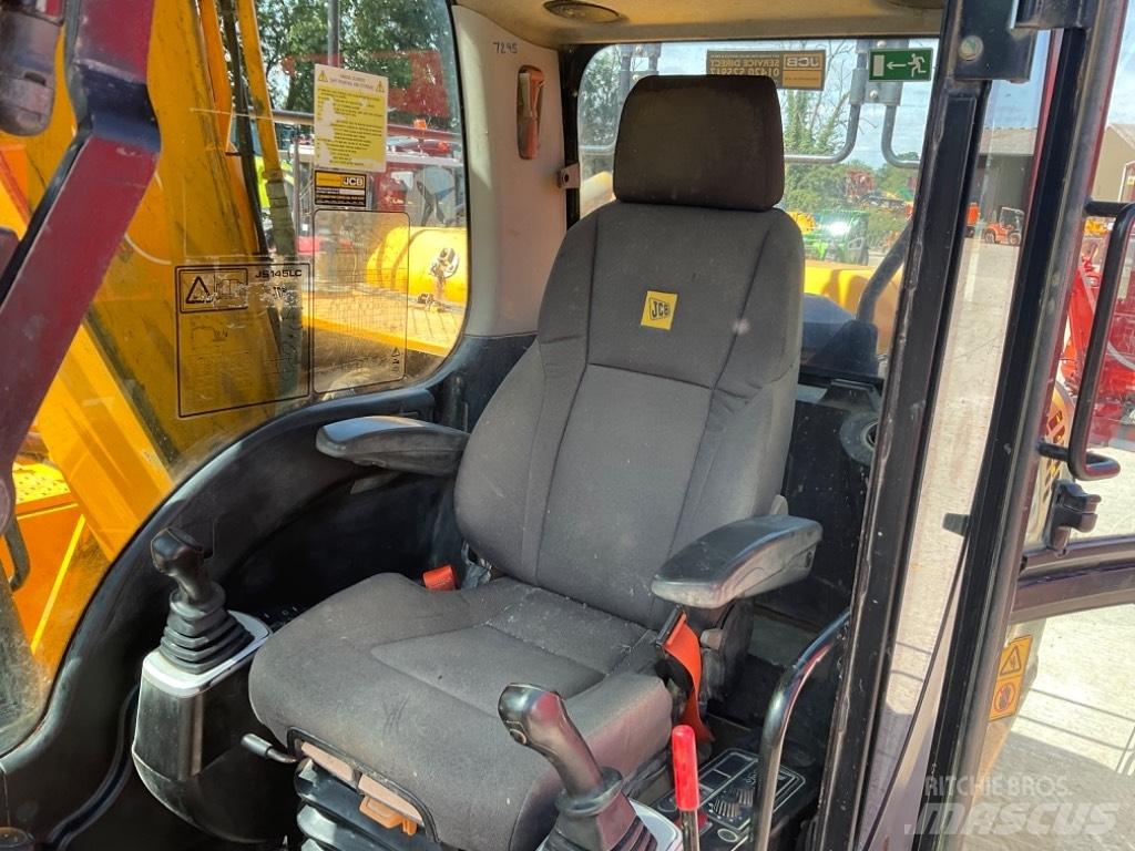 JCB JS 145 LC Bandgrävare
