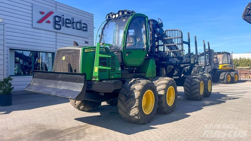 John Deere 1210E Skotare