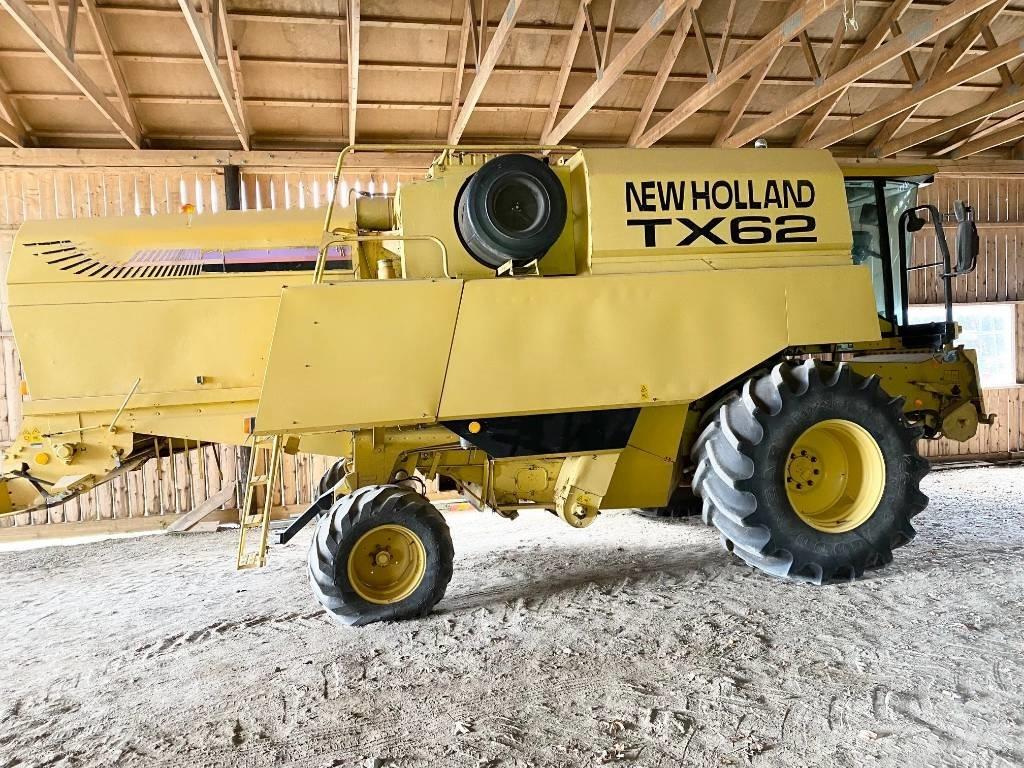 New Holland TX 62 Skördetröskor