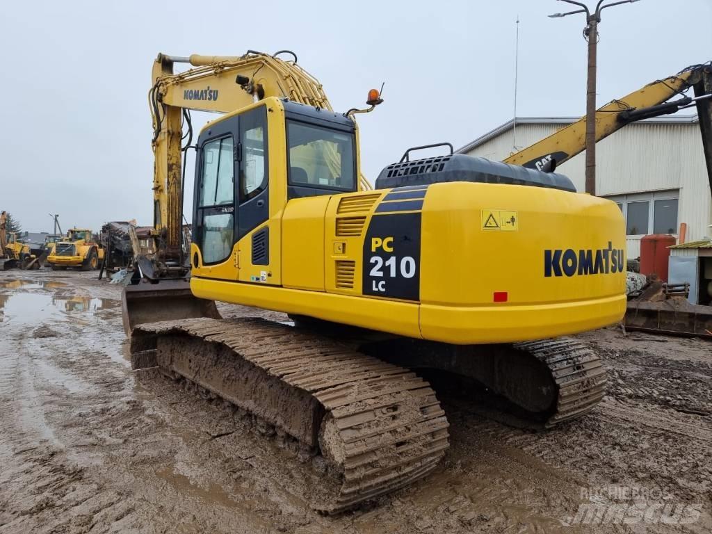 Komatsu PC 210-8 Bandgrävare