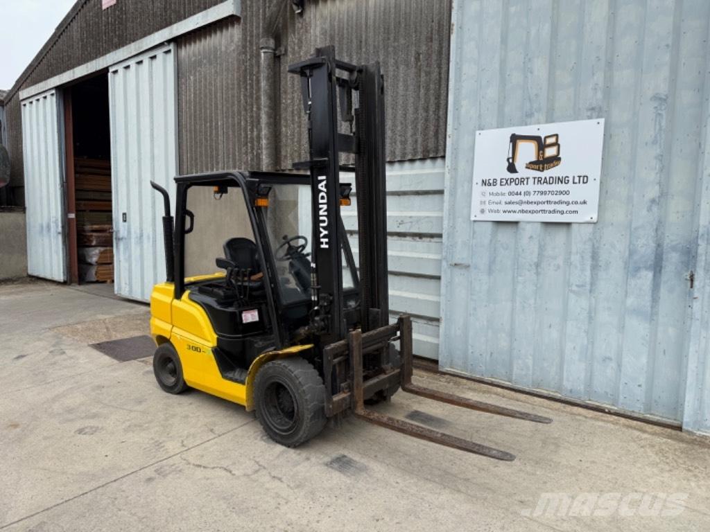 Hyundai 30 D Dieselmotviktstruckar