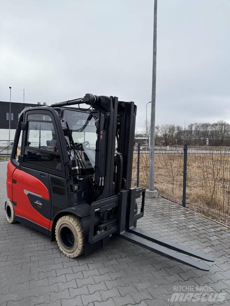 Linde E35HL/1252-01 Elmotviktstruckar