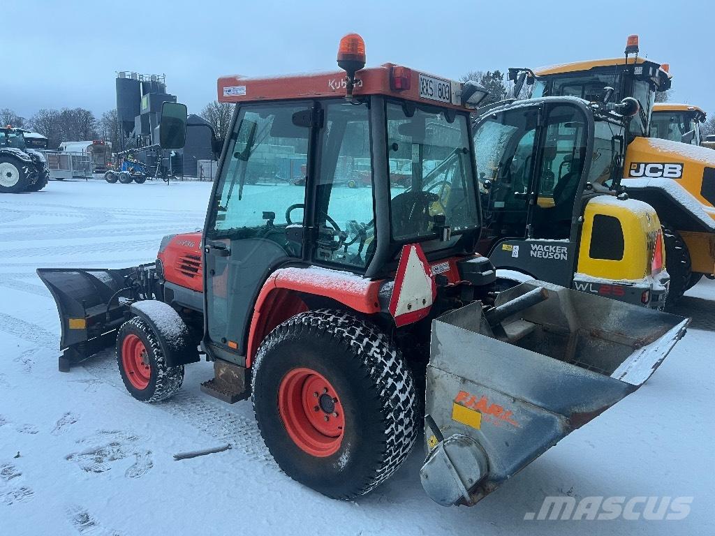 Kubota STV 36 Kompakttraktorer