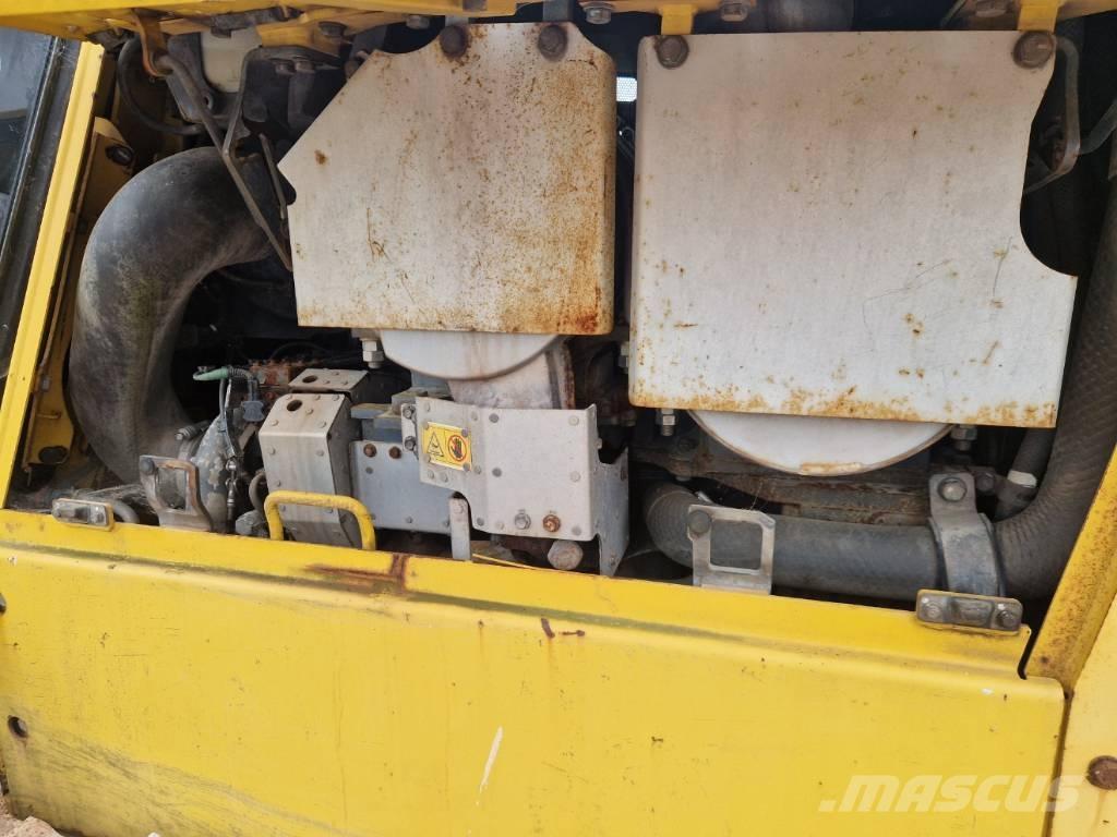 Komatsu D 65 PX-18 Bandschaktare