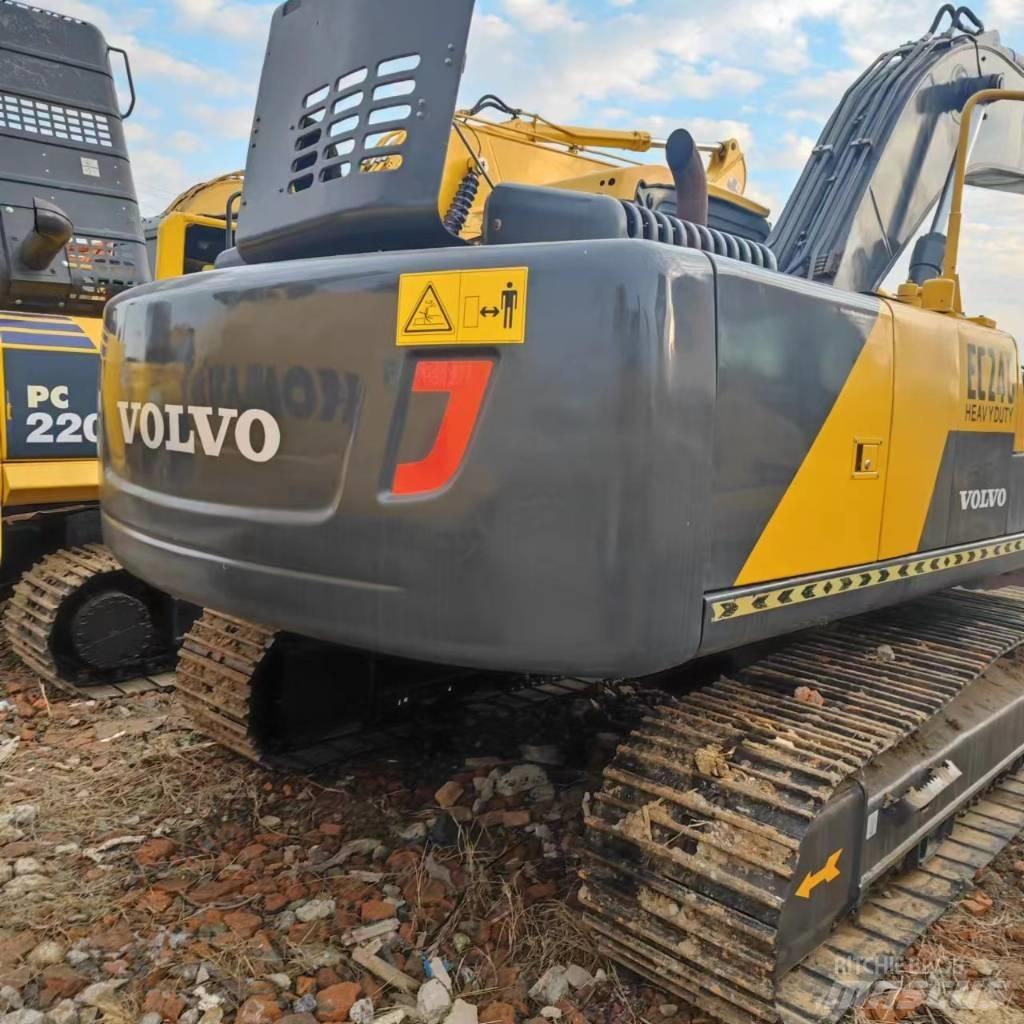 Volvo EC 240 Bandgrävare