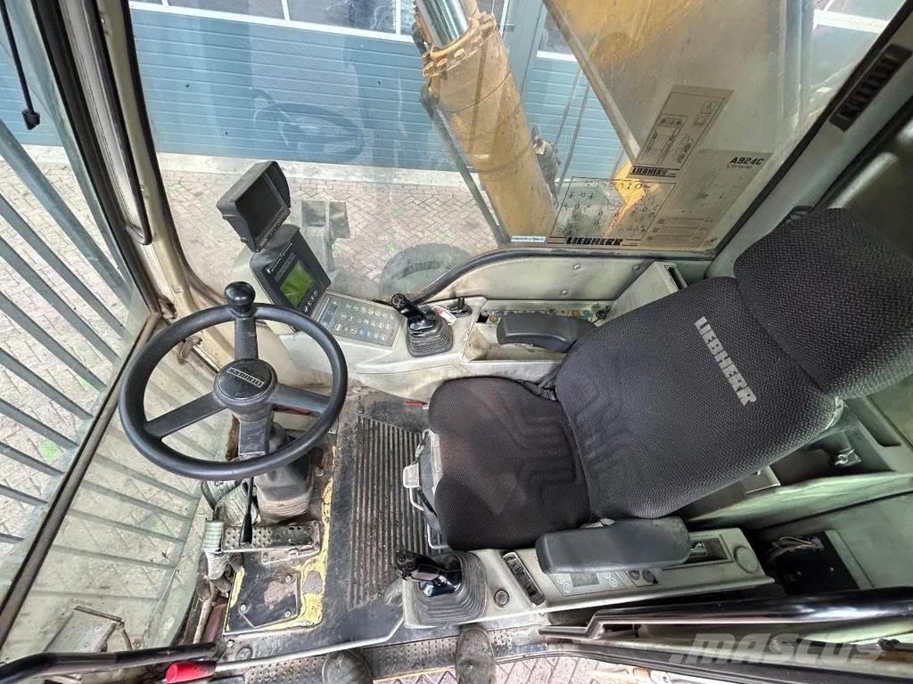 Liebherr A924C Avfalls / industri hantering