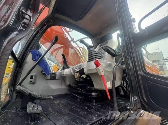 Doosan DX300LC-9C Bandgrävare