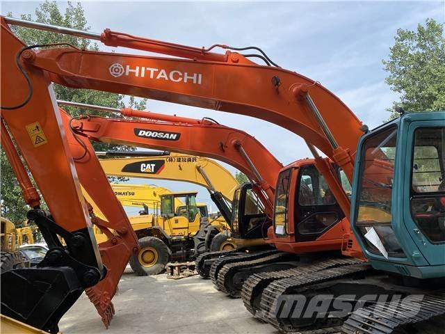Hitachi EX200-3 Bandgrävare