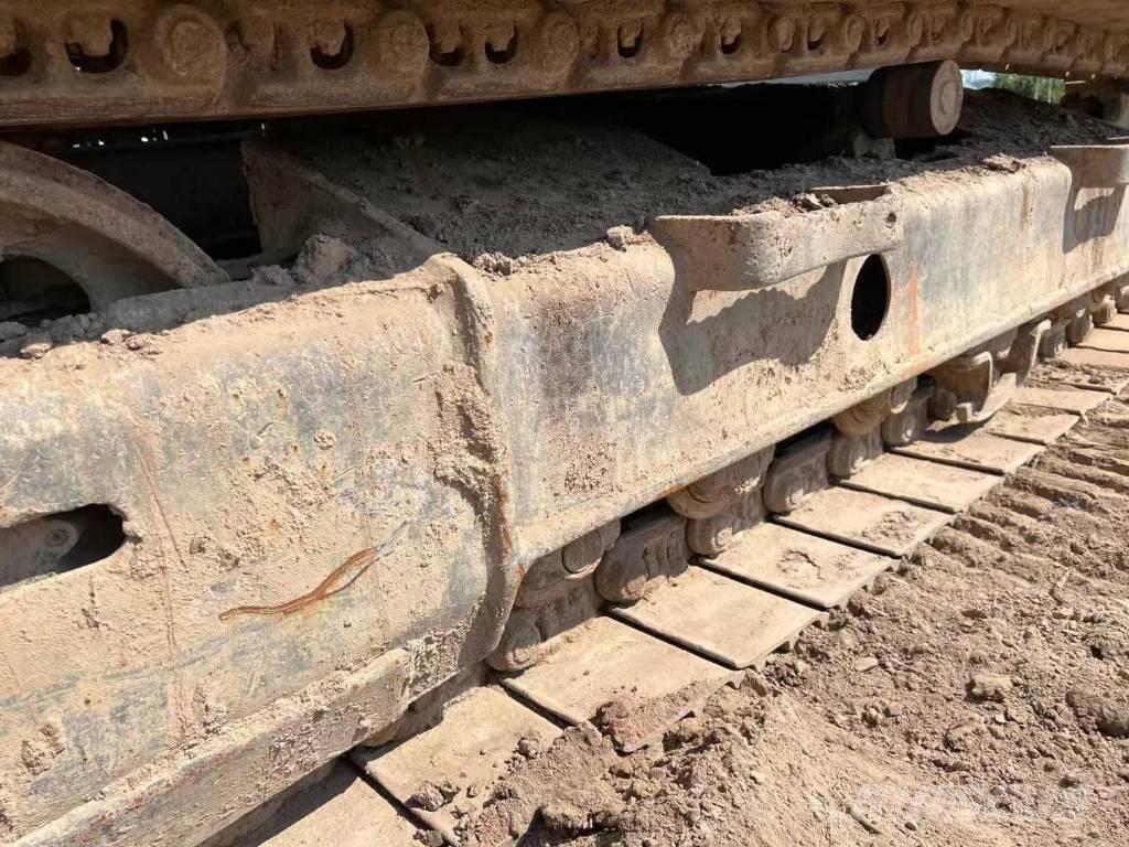 Komatsu PC 130 Bandgrävare