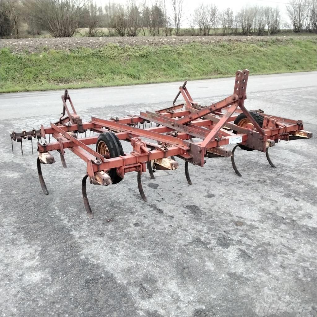 IH 3M Sladdar