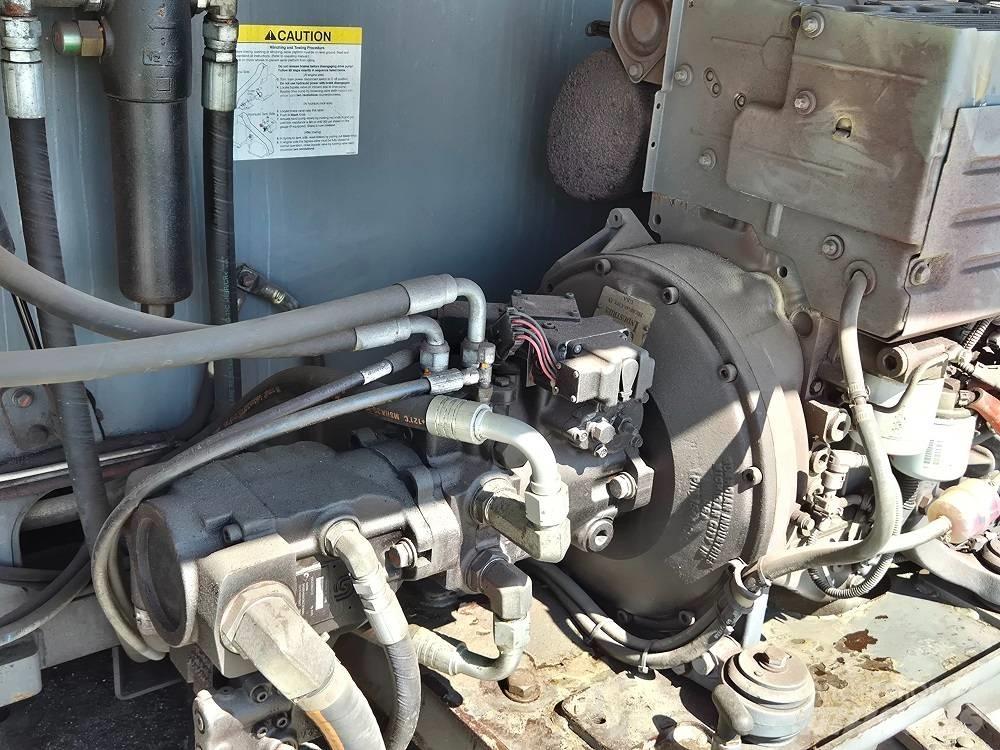 SkyJack SJ 45 T Teleskop bomliftar