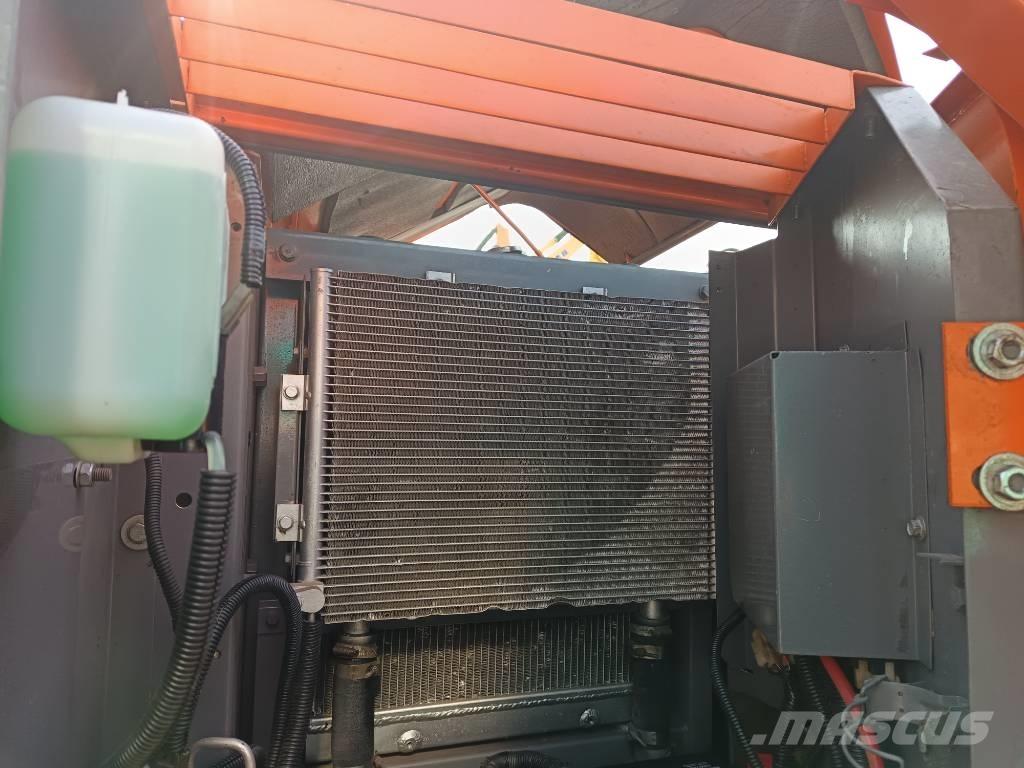 Hitachi ZX 70 Midigrävmaskiner 7t - 12t