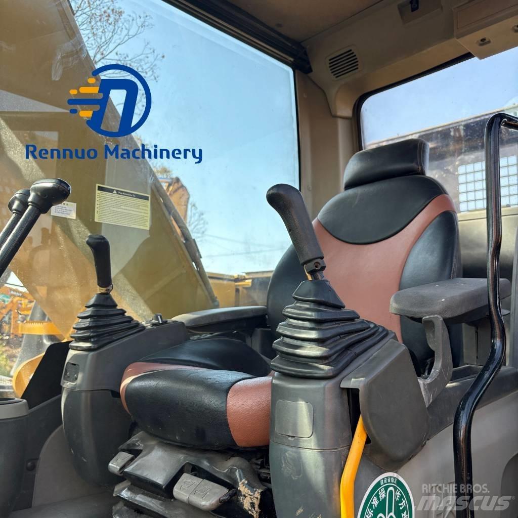 CAT 320D Bandgrävare