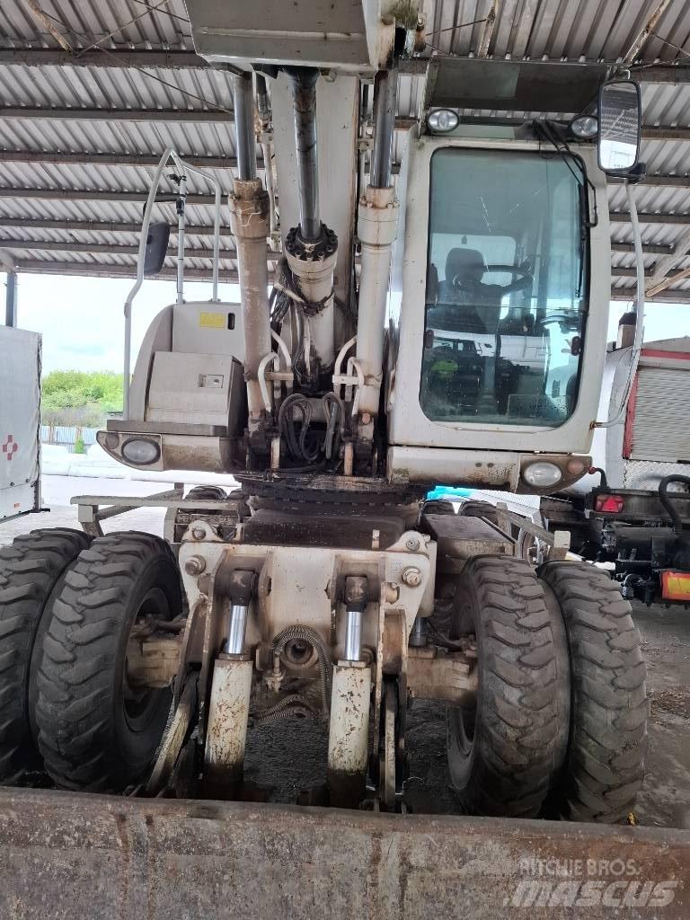 JCB JCB JS 175W Hjulgrävare