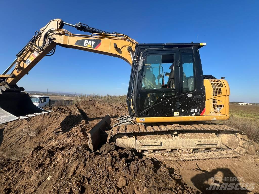 CAT 311 FL Bandgrävare
