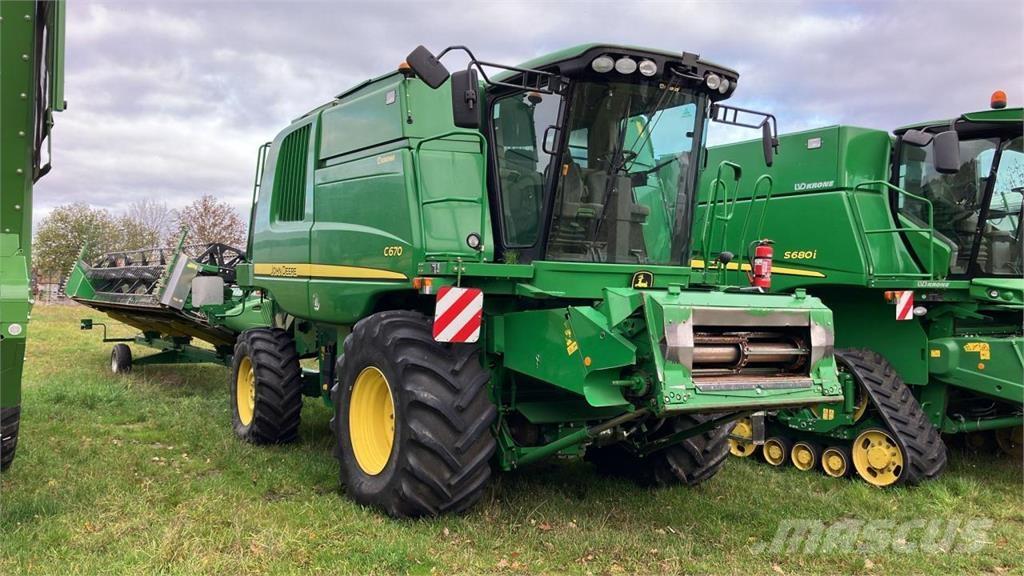 John Deere C 670 Skördetröskor