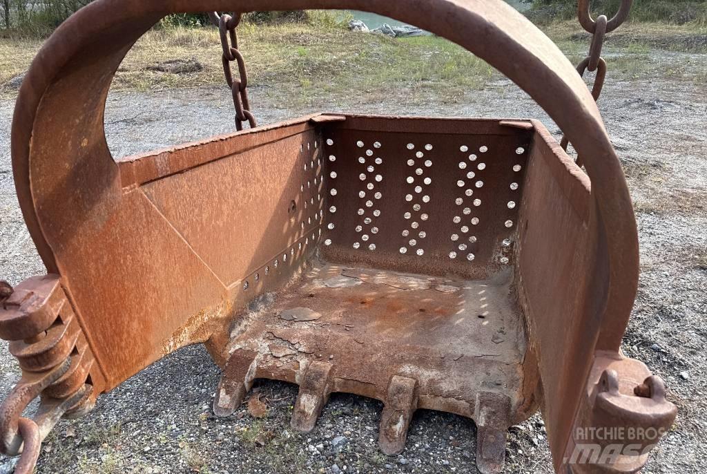 Nobas UB1252-1 Grävmaskiner med släpskopa