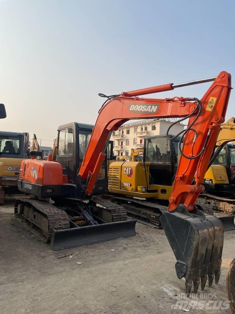 Doosan DH 55 Minigrävare < 7t