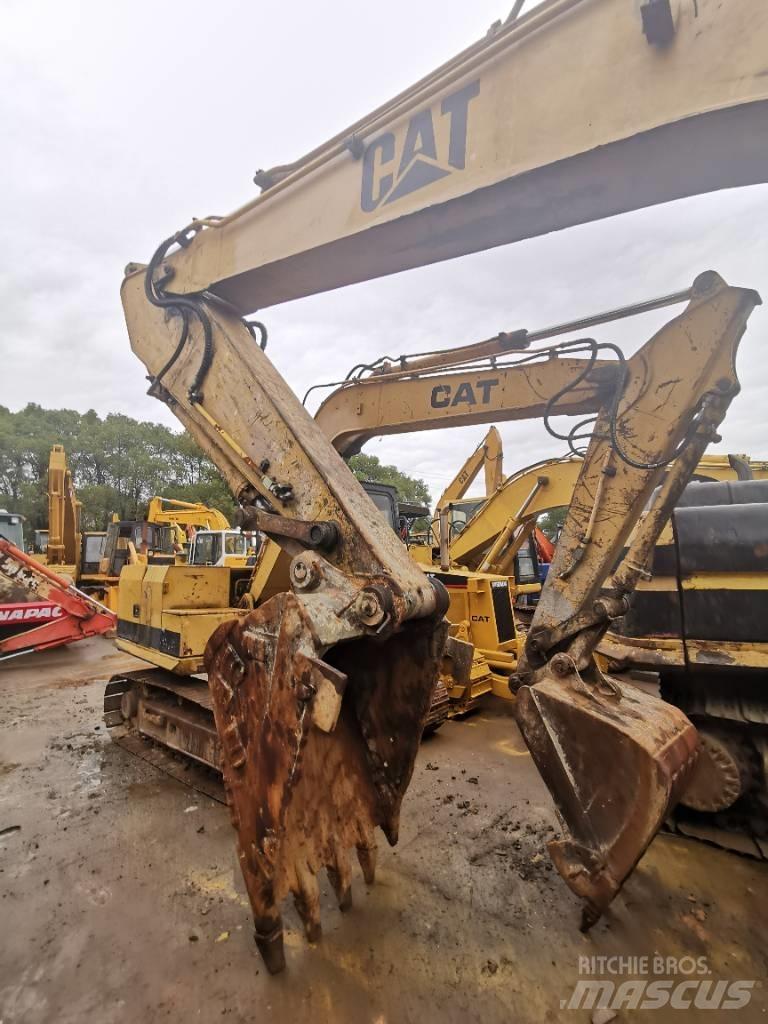 CAT E 70 B Bandgrävare