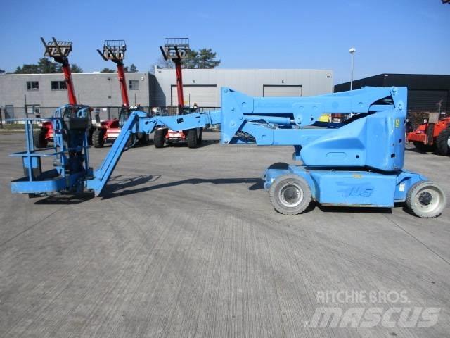 JLG E 400 AJPN (848) Bomliftar