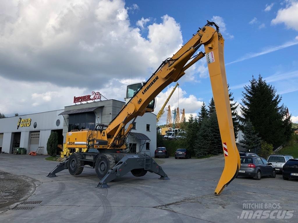 Liebherr A 934 C HD Avfalls / industri hantering