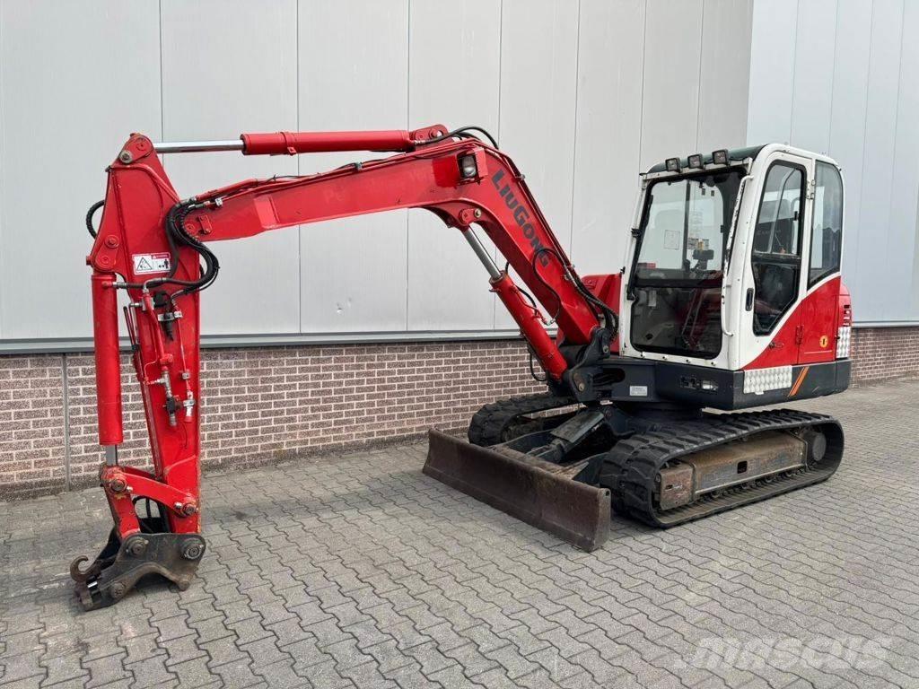 LiuGong CLG906C Bandgrävare