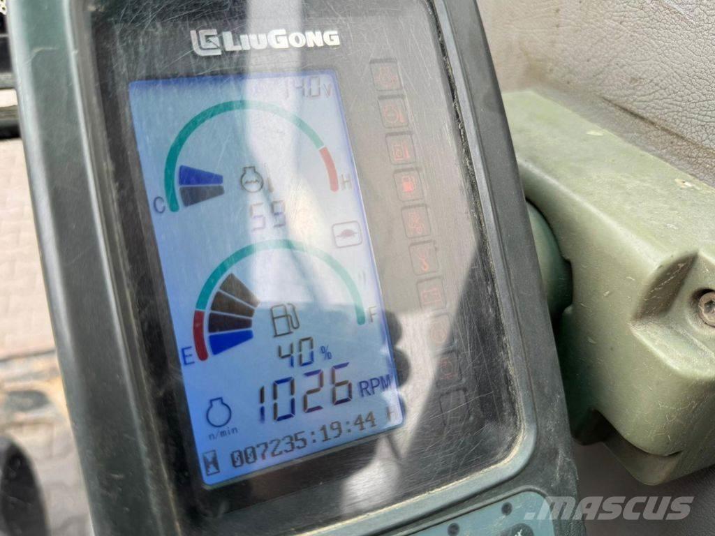 LiuGong CLG906C Bandgrävare