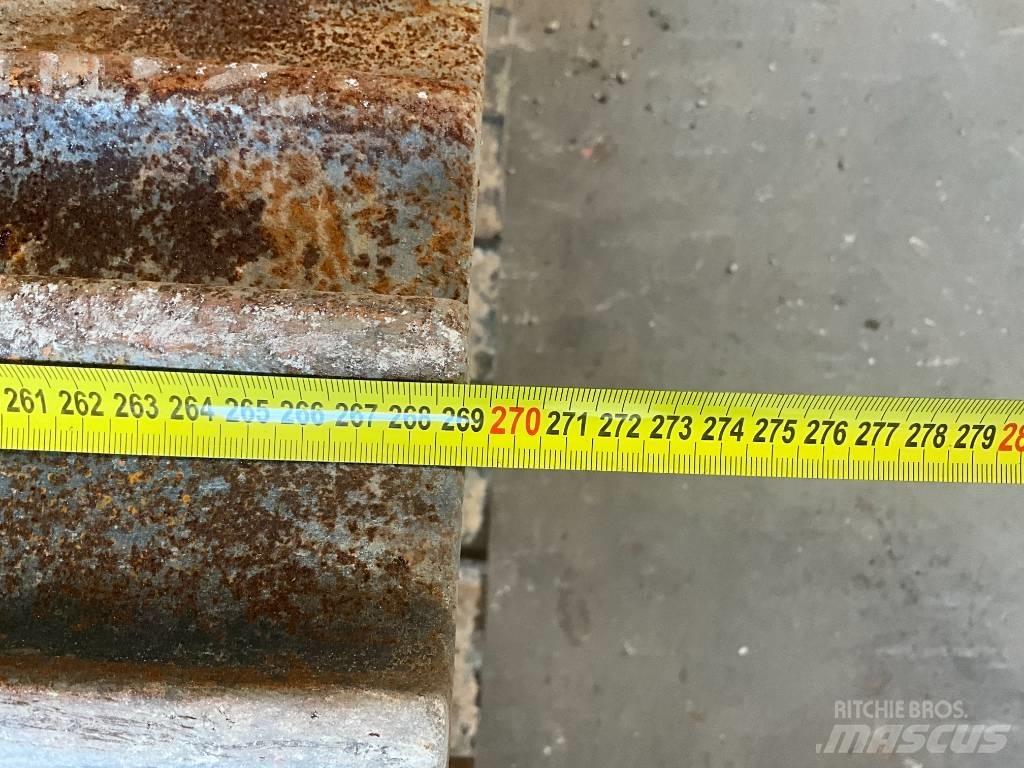 Hitachi ZX 135 US Bandgrävare