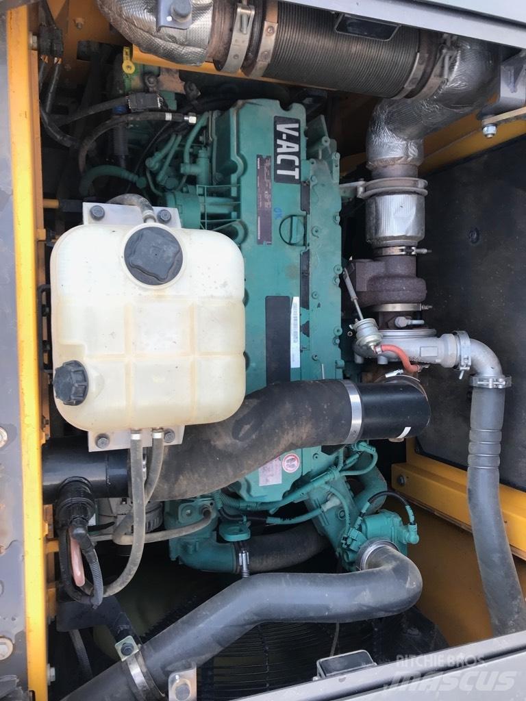Volvo EC 250 E Bandgrävare
