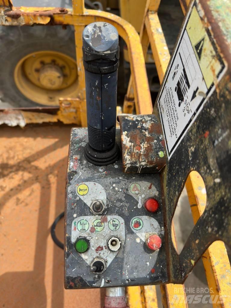 Haulotte Compact 10 Saxliftar
