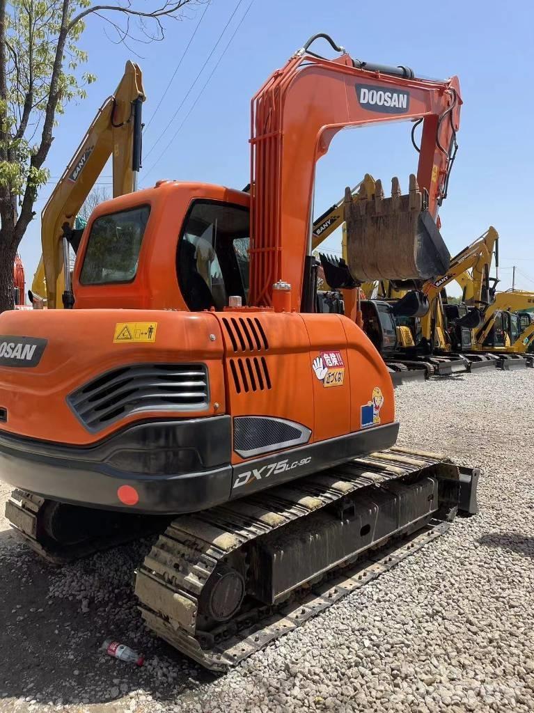 Doosan DX75 Minigrävare < 7t