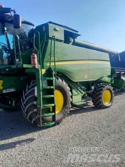 John Deere T 670 i Skördetröskor