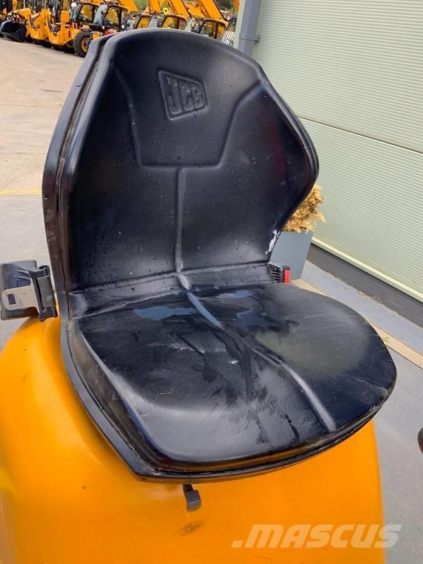 JCB 8008 CTS Minigrävare < 7t