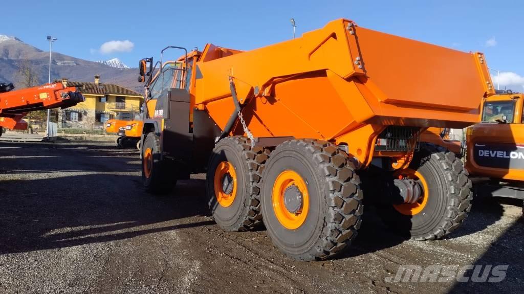 Develon DA 30-7 Midjestyrd dumper