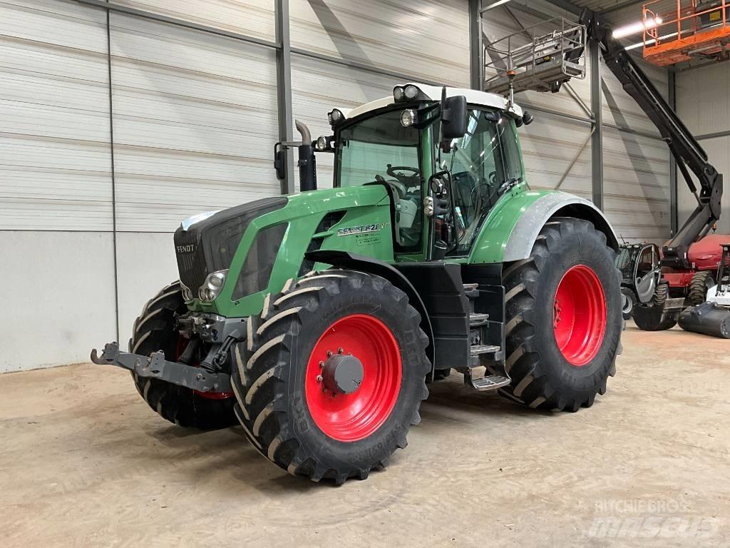 Fendt 828 Vario TMS Traktorer