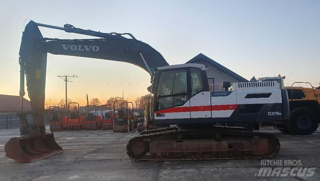 Volvo EC 250 D N L Bandgrävare